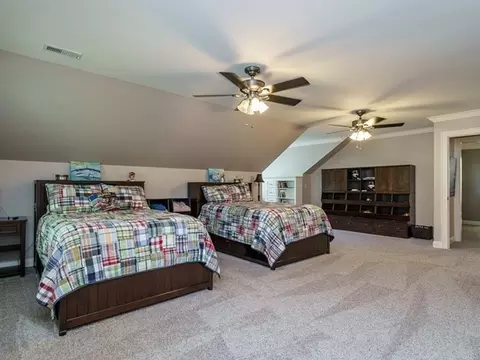210 Pinecroft Dr, Raleigh, NC 27609 photo 26