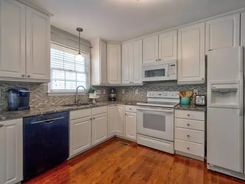 8012 Mackenzie Ct, Durham, NC 27713 photo 10