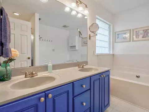 8012 Mackenzie Ct, Durham, NC 27713 photo 16