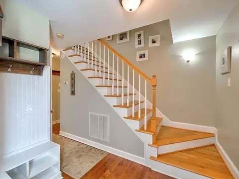 8012 Mackenzie Ct, Durham, NC 27713 photo 2