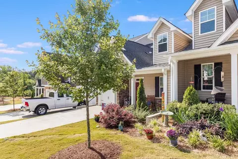 127 Churment Ct, Durham, NC 27703 photo 3