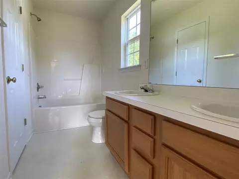 87 Thistle Dr, Selma, NC 27576 photo 10