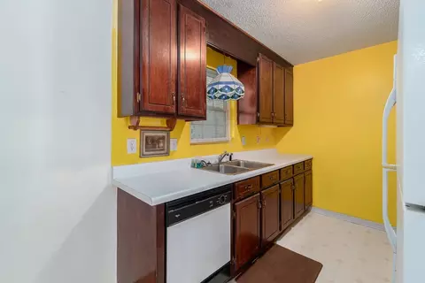 505 Bennett Dr, Selma, NC 27576 photo 10