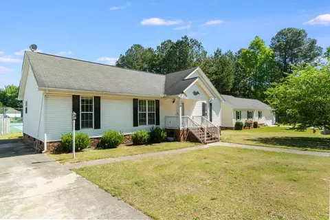 505 Bennett Dr, Selma, NC 27576 photo 2