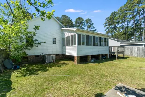 505 Bennett Dr, Selma, NC 27576 photo 22