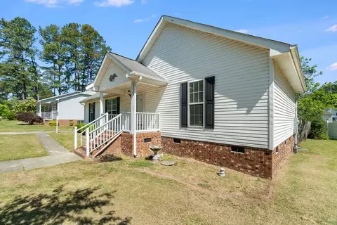 505 Bennett Dr, Selma, NC 27576 photo 3