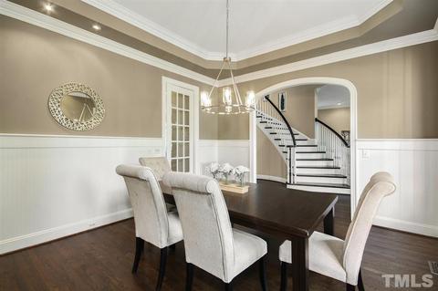 214 Devonhall Ln, Cary, NC 27518 photo 2