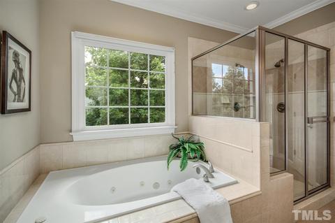 214 Devonhall Ln, Cary, NC 27518 photo 19