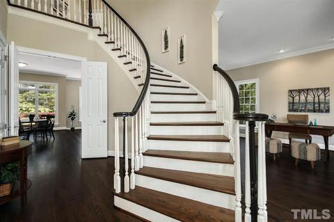 214 Devonhall Ln, Cary, NC 27518 photo 4