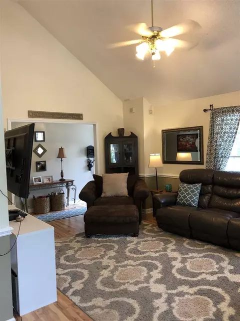 302 Johnson St, Garner, NC 27529 photo 4