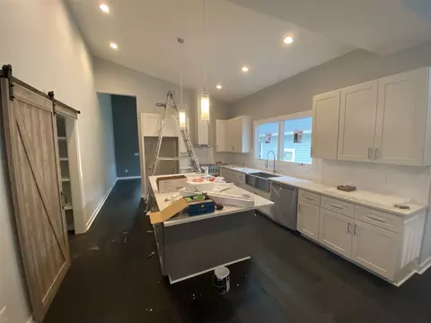 606 Primitive St, Durham, NC 27701 photo 3