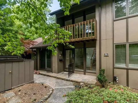 31 Stoneridge Pl, Durham, NC 27705 photo 2
