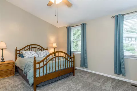 115 W Dutton Ct, Cary, NC 27513 photo 6