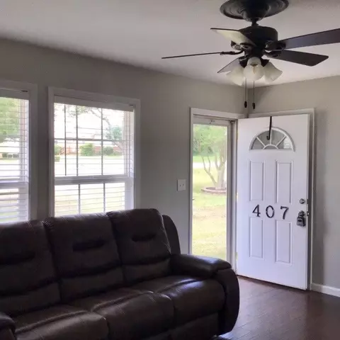 407 W A St, Erwin, NC 28339 photo 4
