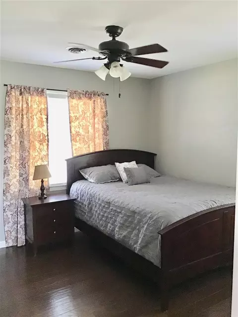 407 W A St, Erwin, NC 28339 photo 9