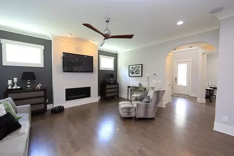 209 El Paso Ave, Durham, NC 27703 photo 7