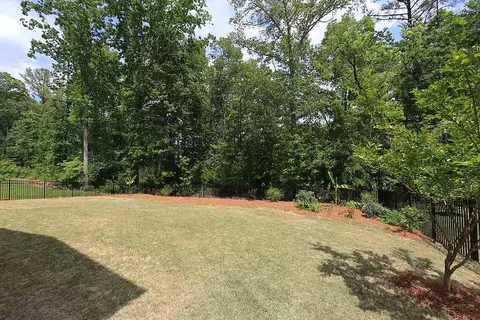 209 El Paso Ave, Durham, NC 27703 photo 3