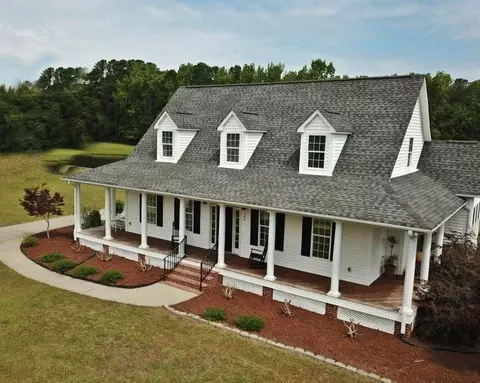 245 Gardner Lake Dr, Willow Spring, NC 27592 photo 1