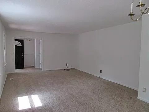 1607 Goodwin Rd, Durham, NC 27712 photo 8