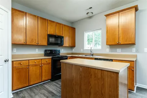 503 Huron Rd, Raleigh, NC 27610 photo 9