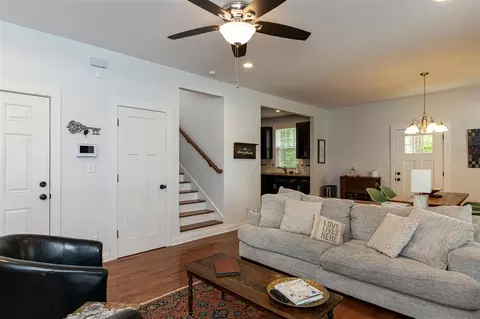302 Cecil St, Durham, NC 27707 photo 9