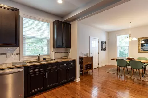 302 Cecil St, Durham, NC 27707 photo 15
