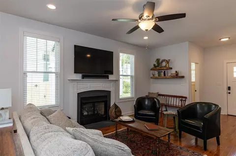 302 Cecil St, Durham, NC 27707 photo 8