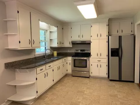 6300 Amhurst Rd, Durham, NC 27713 photo 2