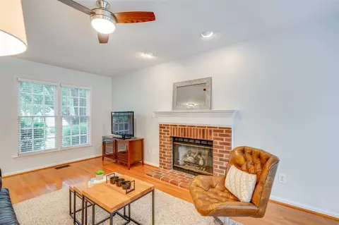 6005 Forest Ridge Dr, Durham, NC 27713 photo 4