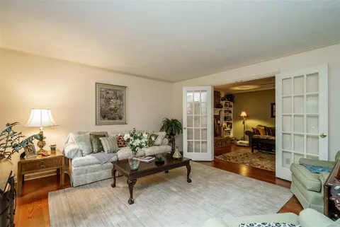 809 Purdue St, Raleigh, NC 27609 photo 4