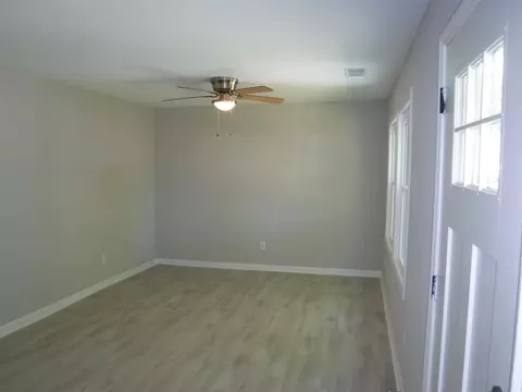 1006 Alma St, Durham, NC 27703 photo 4