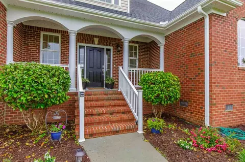 2273 Iris Dr, Haw River, NC 27258 photo 2