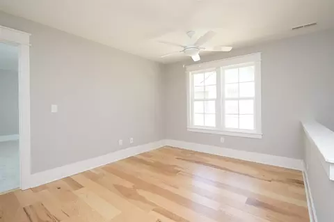 3853 Crabtree Ave, Durham, NC 27704 photo 17
