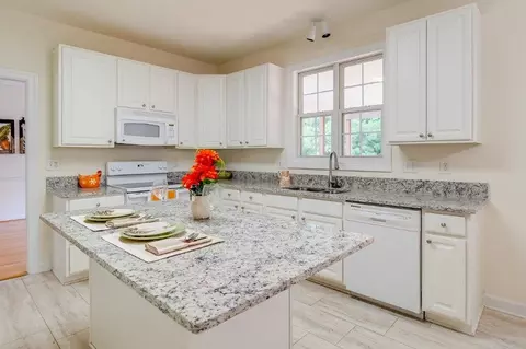209 Gingergate Dr, Cary, NC 27519 photo 10