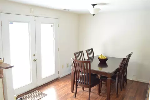 101 Brightleaf Ct, Cary, NC 27513 photo 6