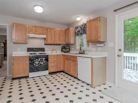 4514 Lazyriver Dr, Durham, NC 27712 photo 8