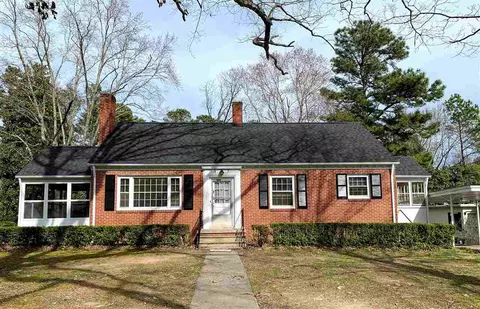 702 E Spring St, Oxford, NC 27565 photo 2