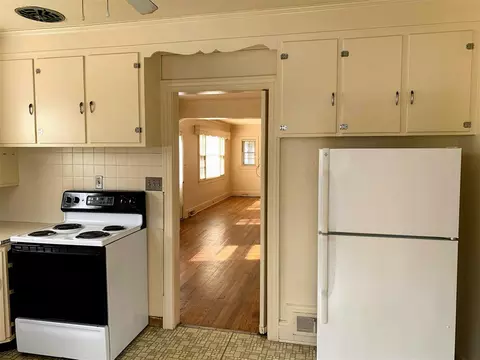 702 E Spring St, Oxford, NC 27565 photo 7