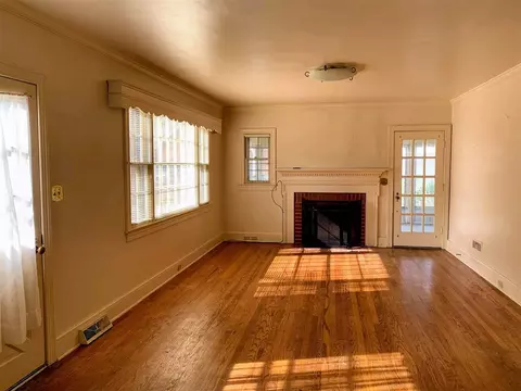 702 E Spring St, Oxford, NC 27565 photo 9