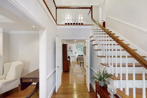 624 Marlowe Rd, Raleigh, NC 27609 photo 4