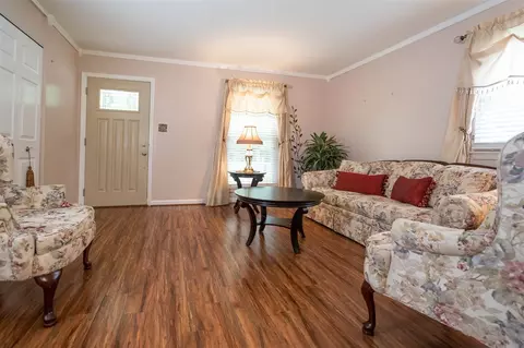 212 Lynn Rd, Durham, NC 27703 photo 4