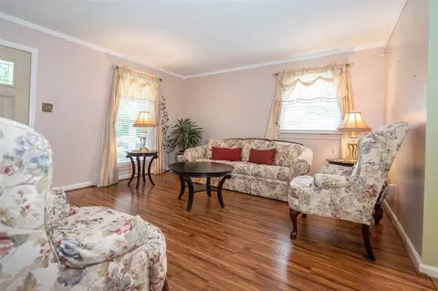 212 Lynn Rd, Durham, NC 27703 photo 2