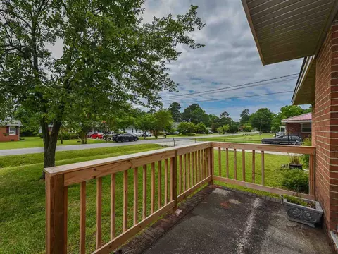 306 Pace St, Smithfield, NC 27577 photo 3