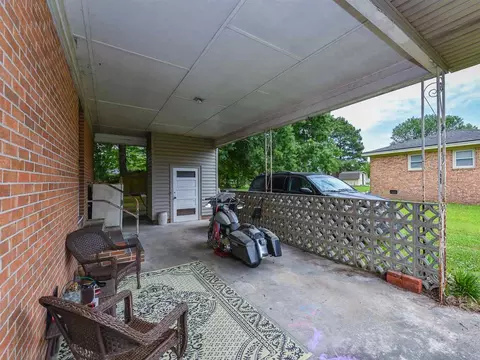 306 Pace St, Smithfield, NC 27577 photo 4