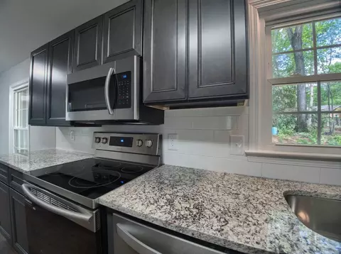 609 November Dr, Durham, NC 27712 photo 4