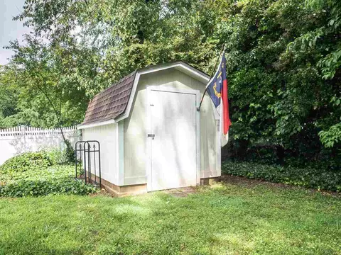 309 Latimer Rd, Raleigh, NC 27609 photo 22