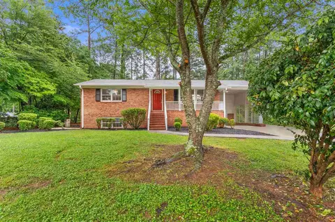 1417 Pineview Dr, Garner, NC 27529 photo 1