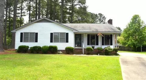 8 Alpine Ct, Smithfield, NC 27577 photo 1