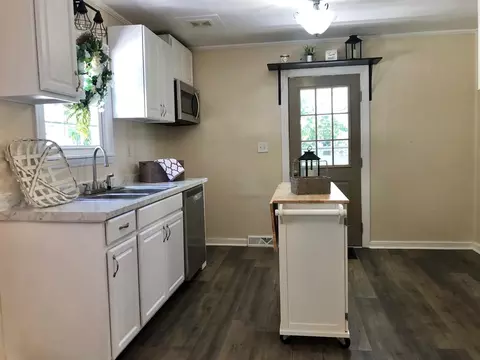 203 N 9th St, Erwin, NC 28339 photo 10