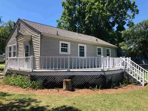 203 N 9th St, Erwin, NC 28339 photo 4